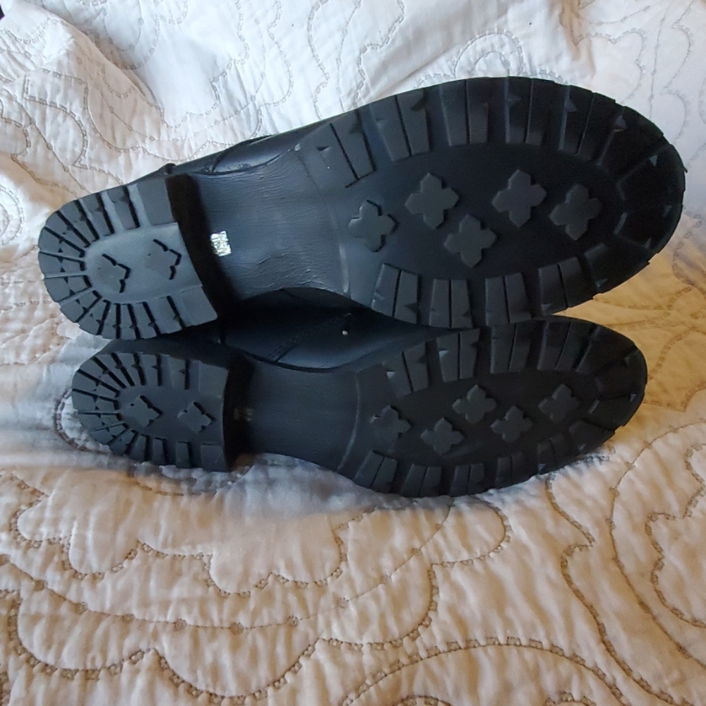 Steve Madden Boots - Picture 2 of 5